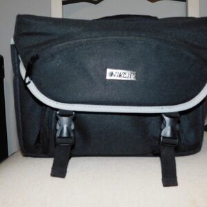Nikon Black DSLR Camera Shoulder Bag – Padded with Dividers